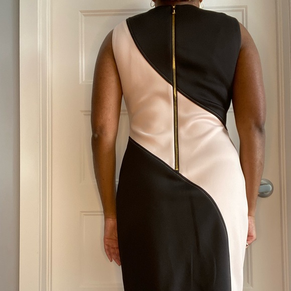Calvin Klein 2-Tone Sleeveless Dress - Picture 2 of 5